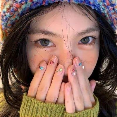 无法隐藏的本能：偷拍